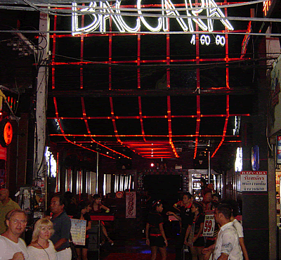 baccara-a-go-go-walking-street-pattaya