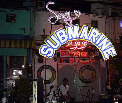 submarine-a-go-go-lk-metro-pattaya
